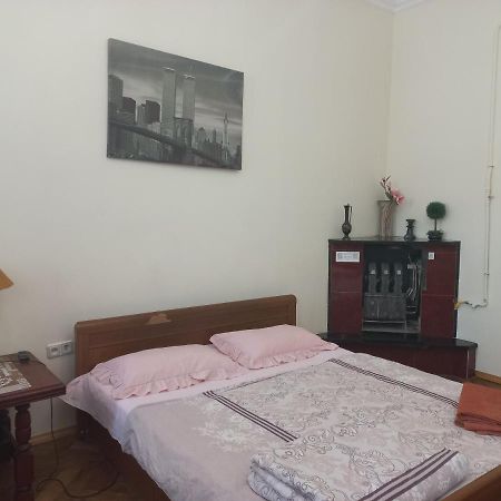 Apartament Затишна Оселя Lwów Zewnętrze zdjęcie
