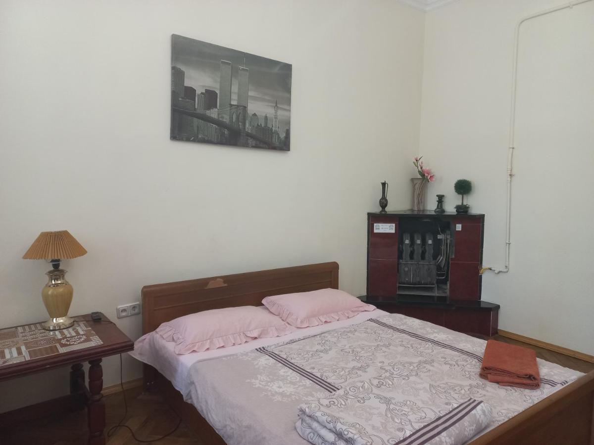 Apartament Затишна Оселя Lwów Zewnętrze zdjęcie