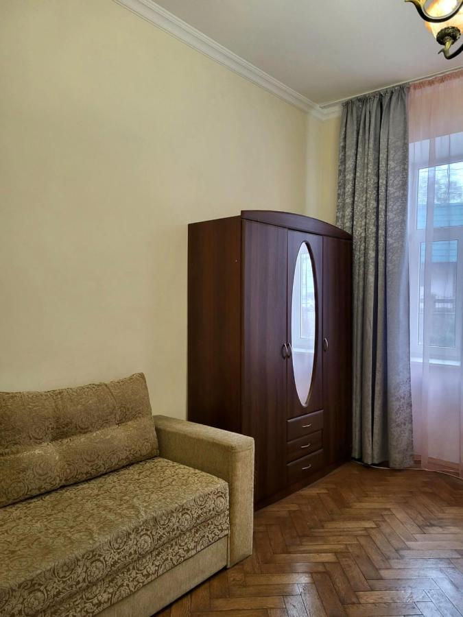 Apartament Затишна Оселя Lwów Zewnętrze zdjęcie